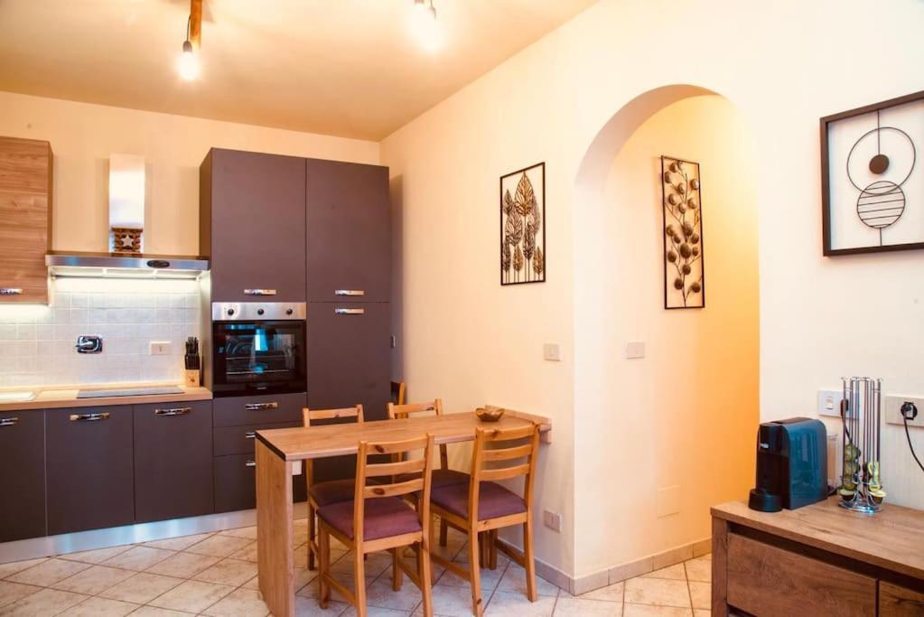Relax Home,Nel Cuore Della Valle D'Aosta Montjovet Eksteriør billede